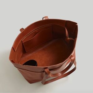 Madewell Zip Top Essential Leather Tote